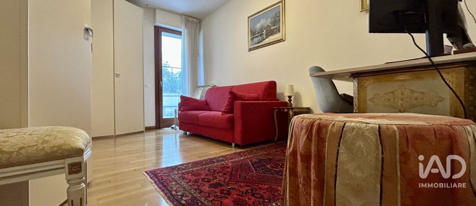 Apartment 6 rooms of 140 m² in Firenze (50145)