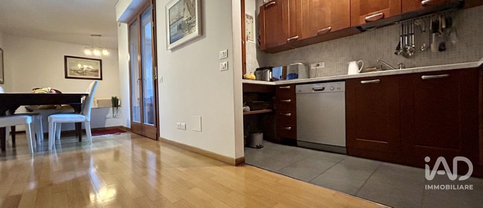 Apartment 6 rooms of 140 m² in Firenze (50145)