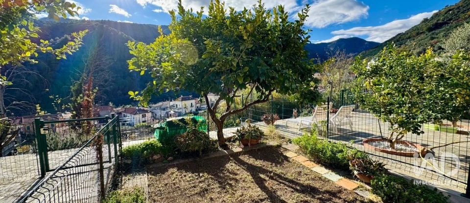 Bilocale di 50 m² a Toirano (17055)