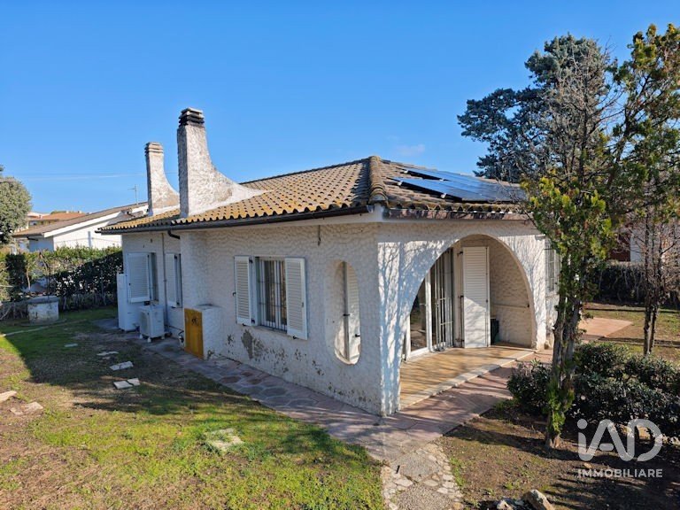 Casale 6 locali di 90 m² in Porto Recanati (62017)