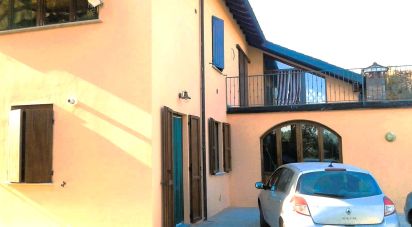Casa indipendente 21 locali di 400 m² in Sommo (27048)