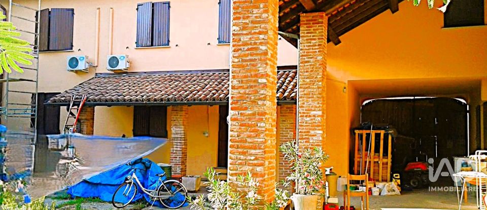 Casa indipendente 21 locali di 400 m² in Sommo (27048)