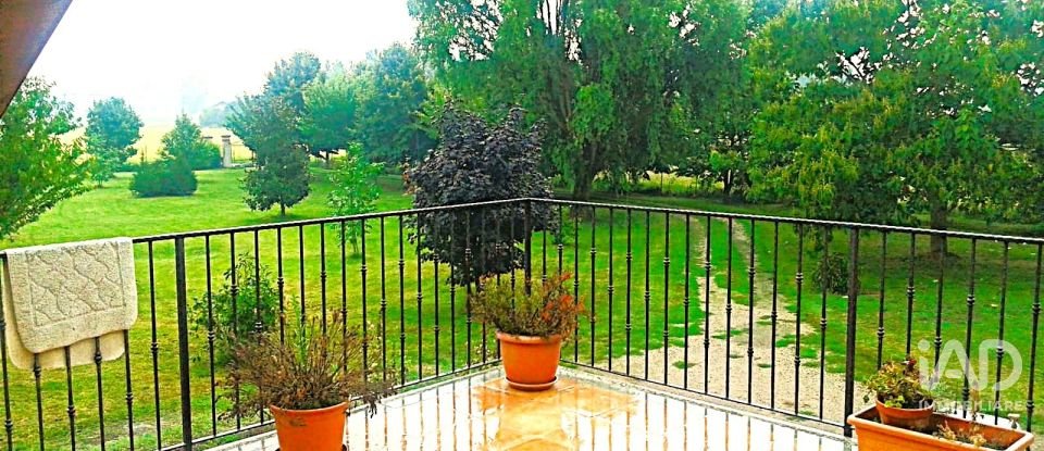 Casa indipendente 21 locali di 400 m² in Sommo (27048)