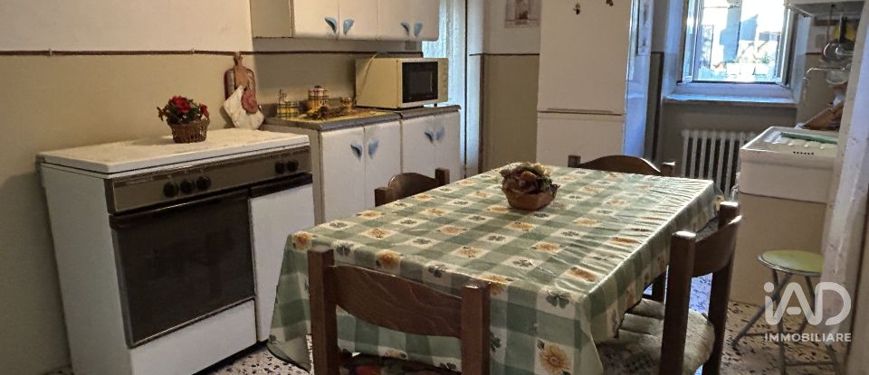 Village house 3 rooms of 100 m² in Montefalco (06036)