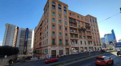 Negozio / locale commerciale di 160 m² in Genova (16149)