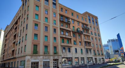 Negozio / locale commerciale di 160 m² in Genova (16149)