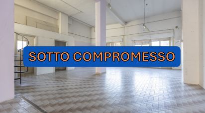 Negozio / locale commerciale di 137 m² in Osimo (60027)