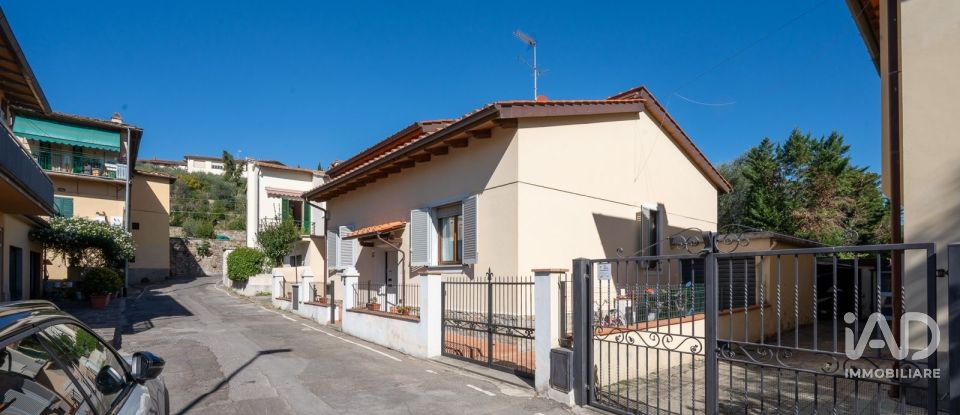 Casa indipendente 9 locali di 196 m² in Firenze (50136)