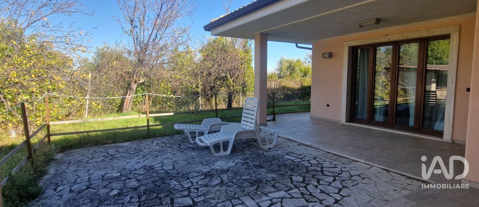 Farm 6 rooms of 340 m² in Civitella del Tronto (64010)