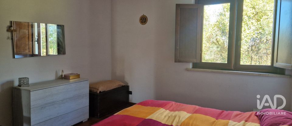 Farm 6 rooms of 340 m² in Civitella del Tronto (64010)