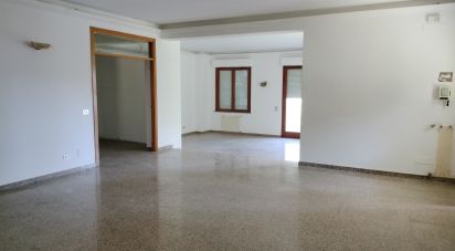 Casale 11 locali di 280 m² in Montesilvano (65015)