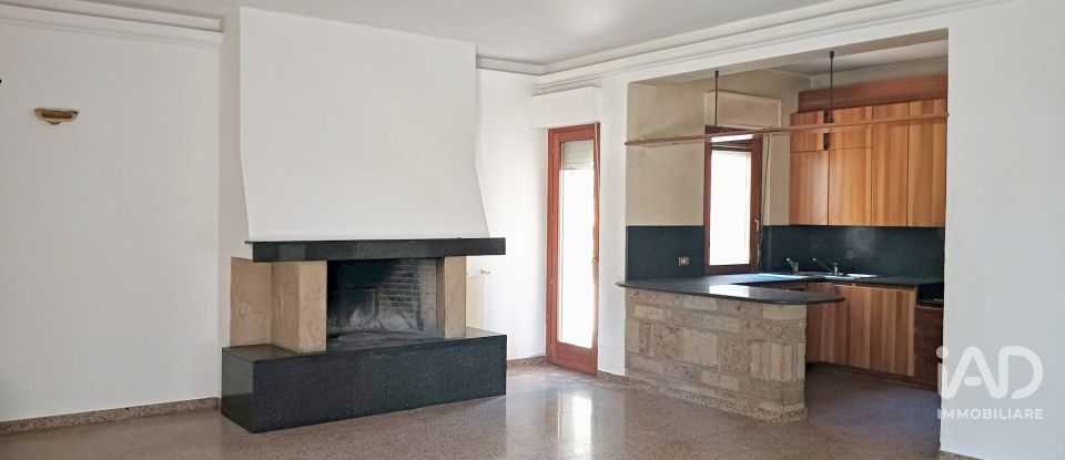 Casale 11 locali di 280 m² in Montesilvano (65015)