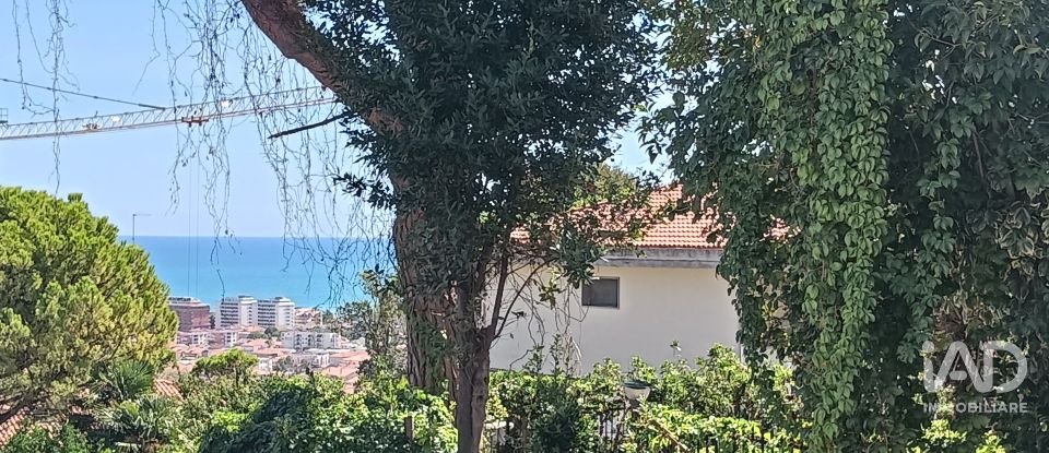 Casale 11 locali di 280 m² in Montesilvano (65015)