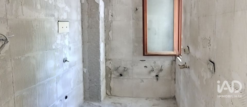 Casale 11 locali di 280 m² in Montesilvano (65015)