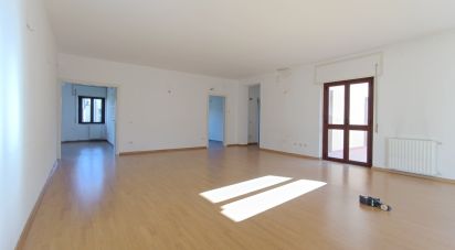 Appartamento 7 locali di 195 m² a Olbia (07026)