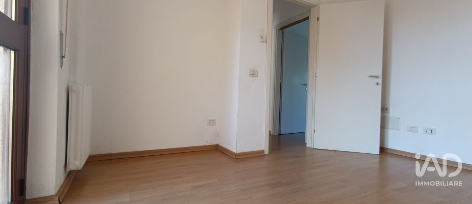 Apartment 7 rooms of 195 m² in Olbia (07026)