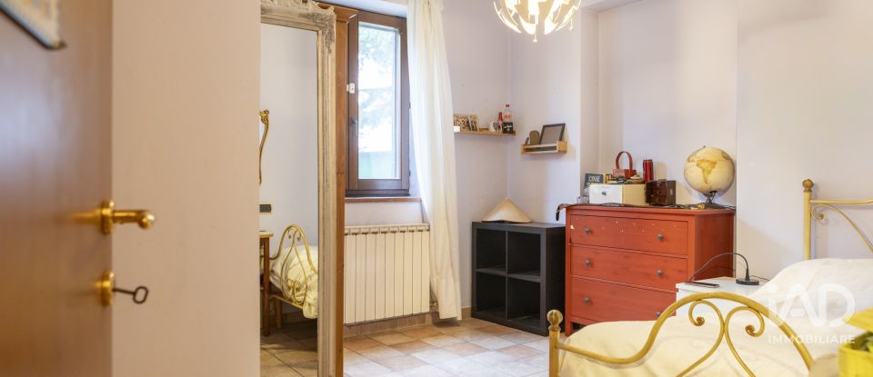 Villa Bifamiliare 8 locali di 318 m² a Montecosaro (62010)