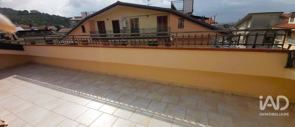 Appartamento 5 locali di 85 m² a Amantea (87032)