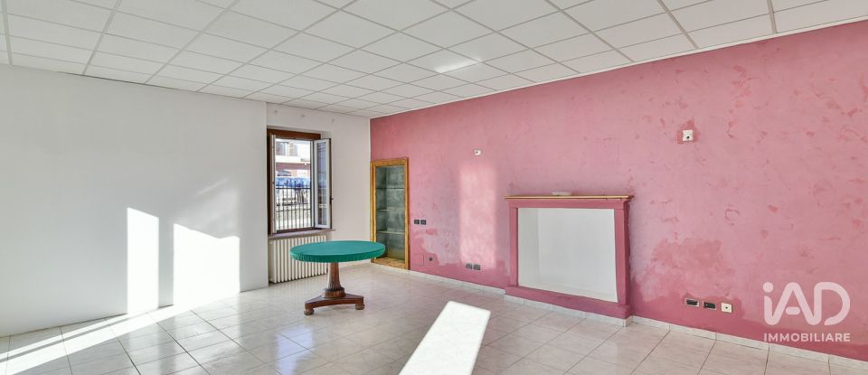 Quadrilocale di 162 m² a Cabiate (22060)