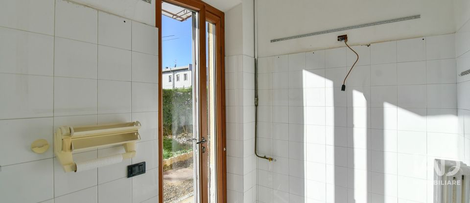 Quadrilocale di 162 m² a Cabiate (22060)