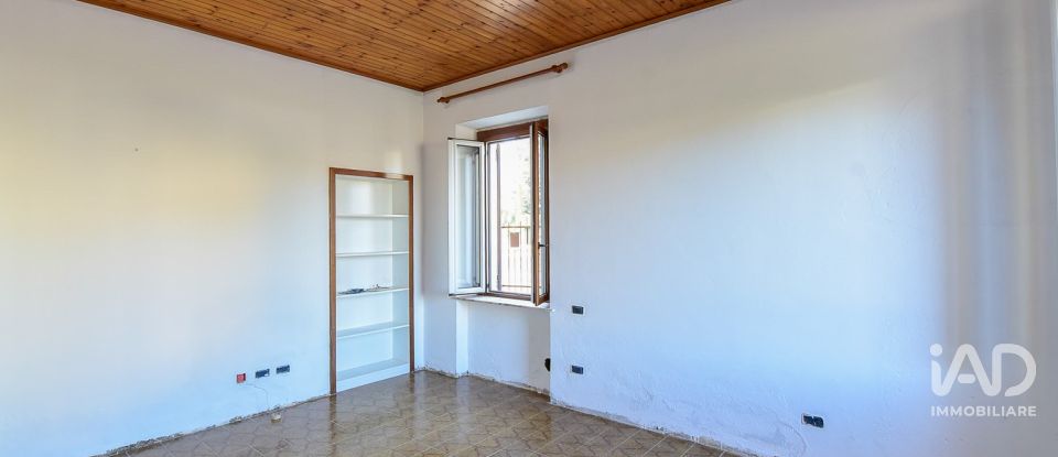 Quadrilocale di 162 m² a Cabiate (22060)