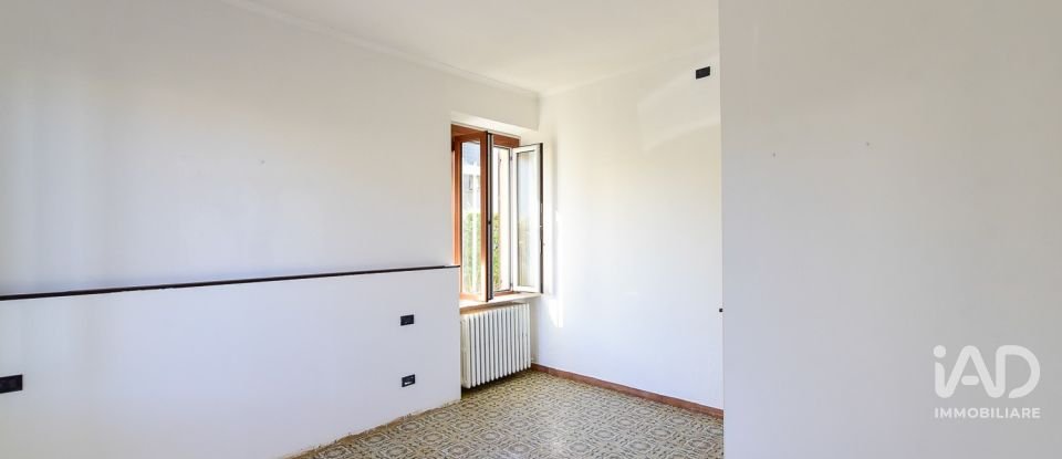 Quadrilocale di 162 m² a Cabiate (22060)