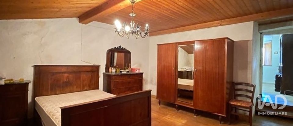 Bilocale di 90 m² a Varese Ligure (19028)