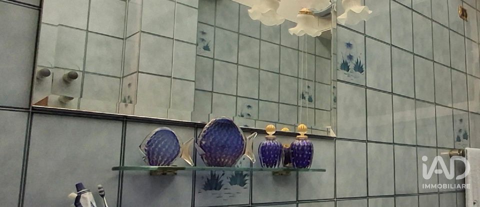 Appartamento 7 locali di 170 m² a Savona (17100)