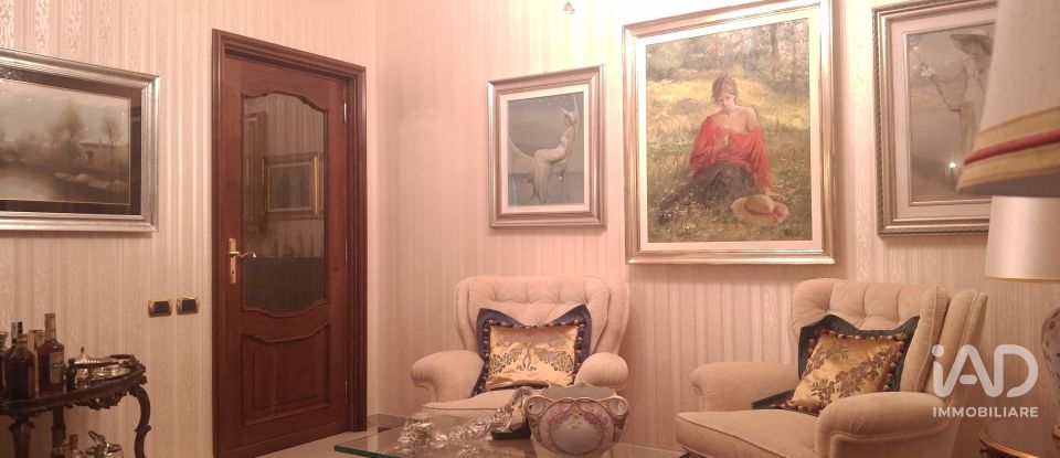 Appartamento 7 locali di 170 m² a Savona (17100)