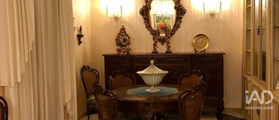 Appartamento 7 locali di 170 m² a Savona (17100)