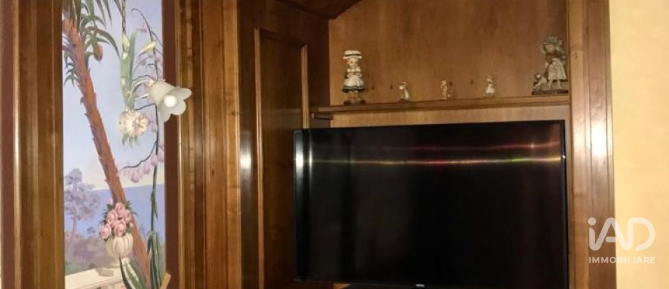 Appartamento 7 locali di 170 m² a Savona (17100)