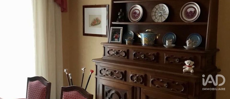 Appartamento 7 locali di 170 m² a Savona (17100)