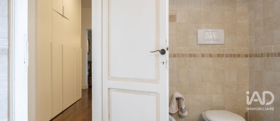 Apartment 7 rooms of 162 m² in Ancona (60131)