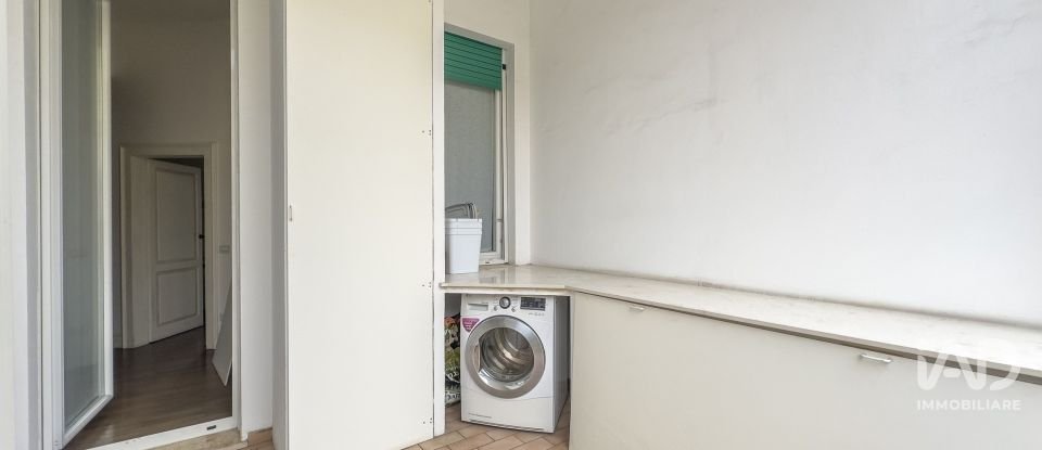 Apartment 7 rooms of 162 m² in Ancona (60131)