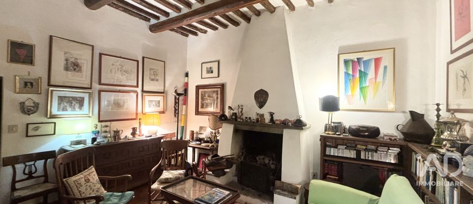 Casale 13 locali di 580 m² in San Giuliano Terme (56017)