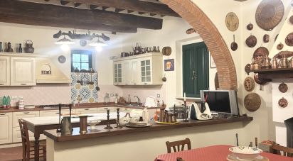 Casale 13 locali di 580 m² in San Giuliano Terme (56017)