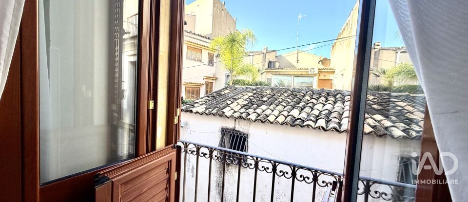 Townhouse 3 rooms of 93 m² in Noto (96017)