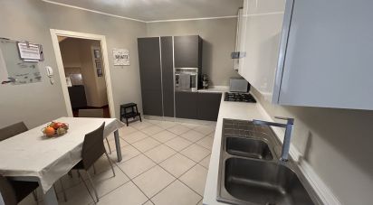 Trilocale di 120 m² a Meda (20821)