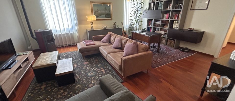 Three-room apartment of 120 m² in Meda (20821)