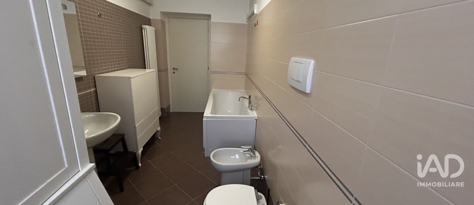 Three-room apartment of 120 m² in Meda (20821)