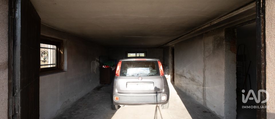 House 6 rooms of 194 m² in Gazoldo degli Ippoliti (46040)