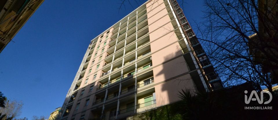 Apartment 5 rooms of 107 m² in Genova (16159)