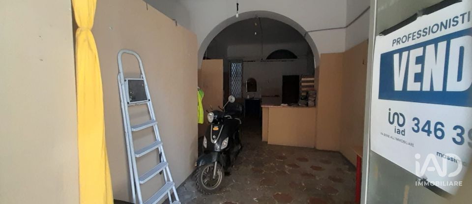 Negozio / locale commerciale di 50 m² in Savona (17100)