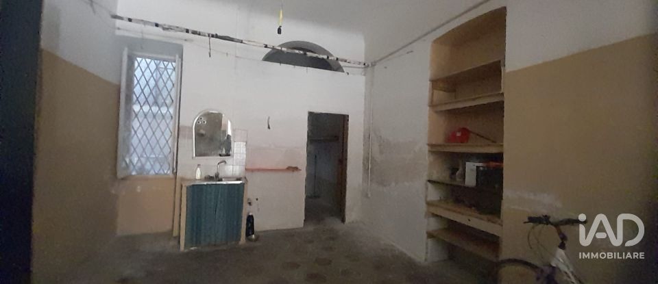 Negozio / locale commerciale di 50 m² in Savona (17100)