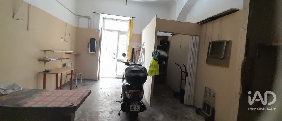 Negozio / locale commerciale di 50 m² in Savona (17100)