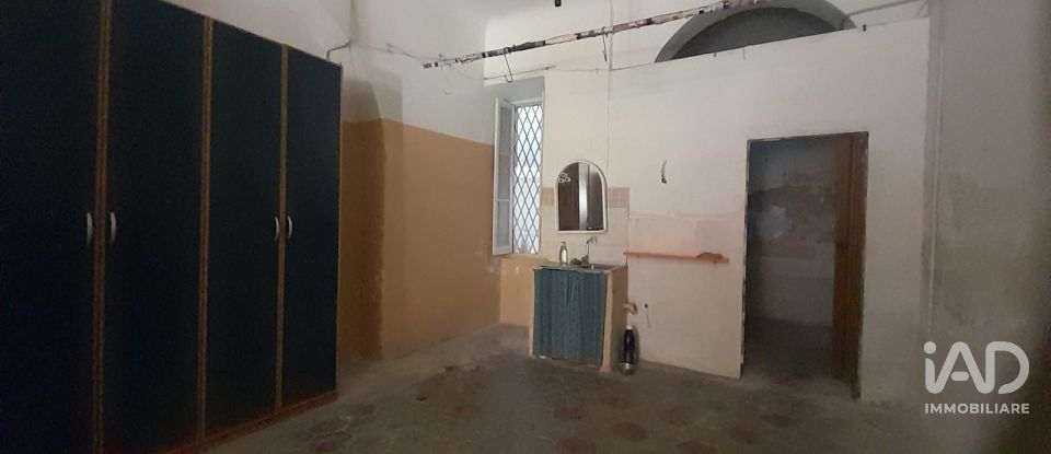 Negozio / locale commerciale di 50 m² in Savona (17100)