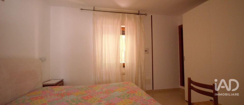 Apartment 7 rooms of 90 m² in Moconesi (16047)