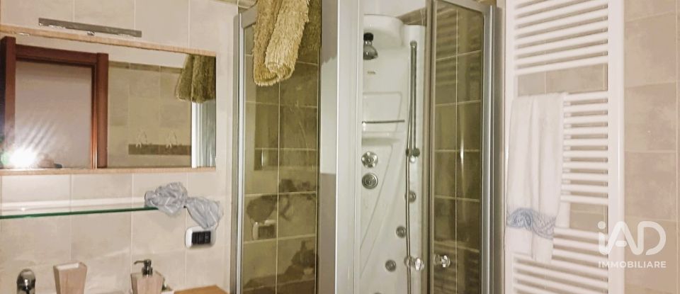 Apartment 7 rooms of 90 m² in Moconesi (16047)