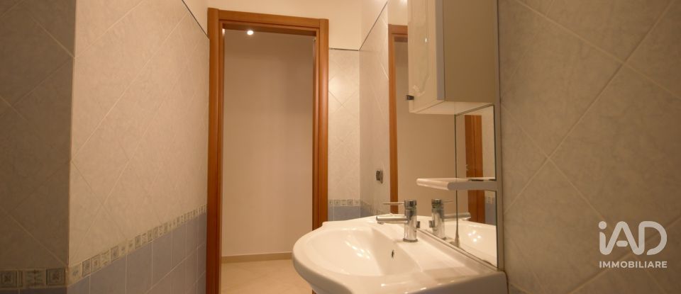 Apartment 7 rooms of 90 m² in Moconesi (16047)