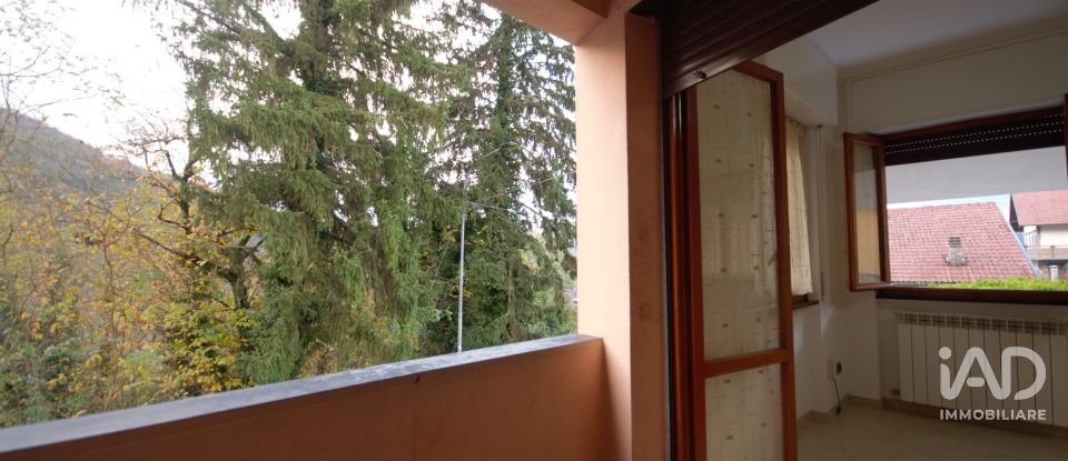 Apartment 7 rooms of 90 m² in Moconesi (16047)